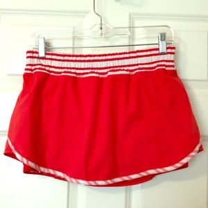 Lululemon tennis skirt red and white